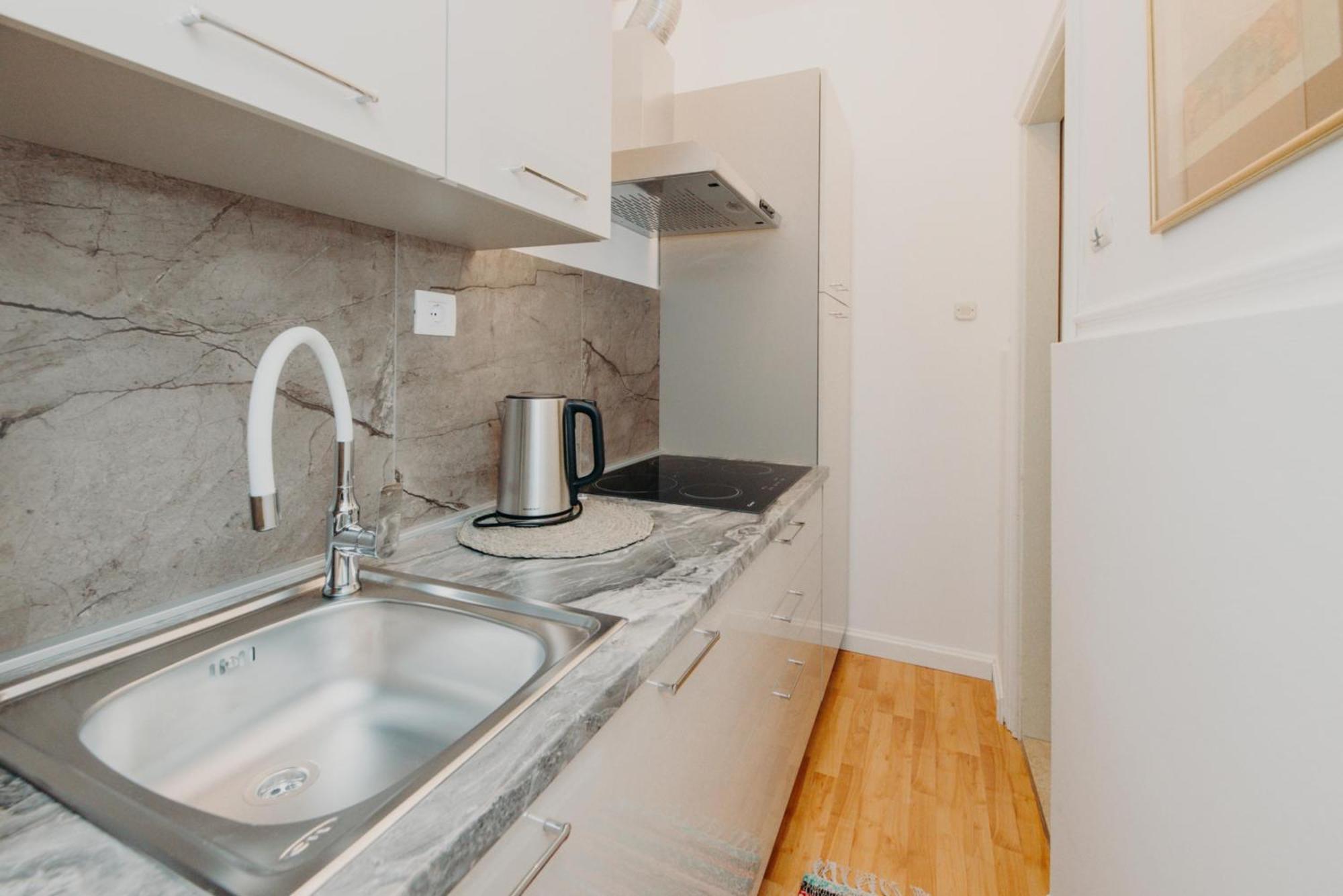 Rooms And Studios Villa Rossella 2 Rovinj Exterior foto