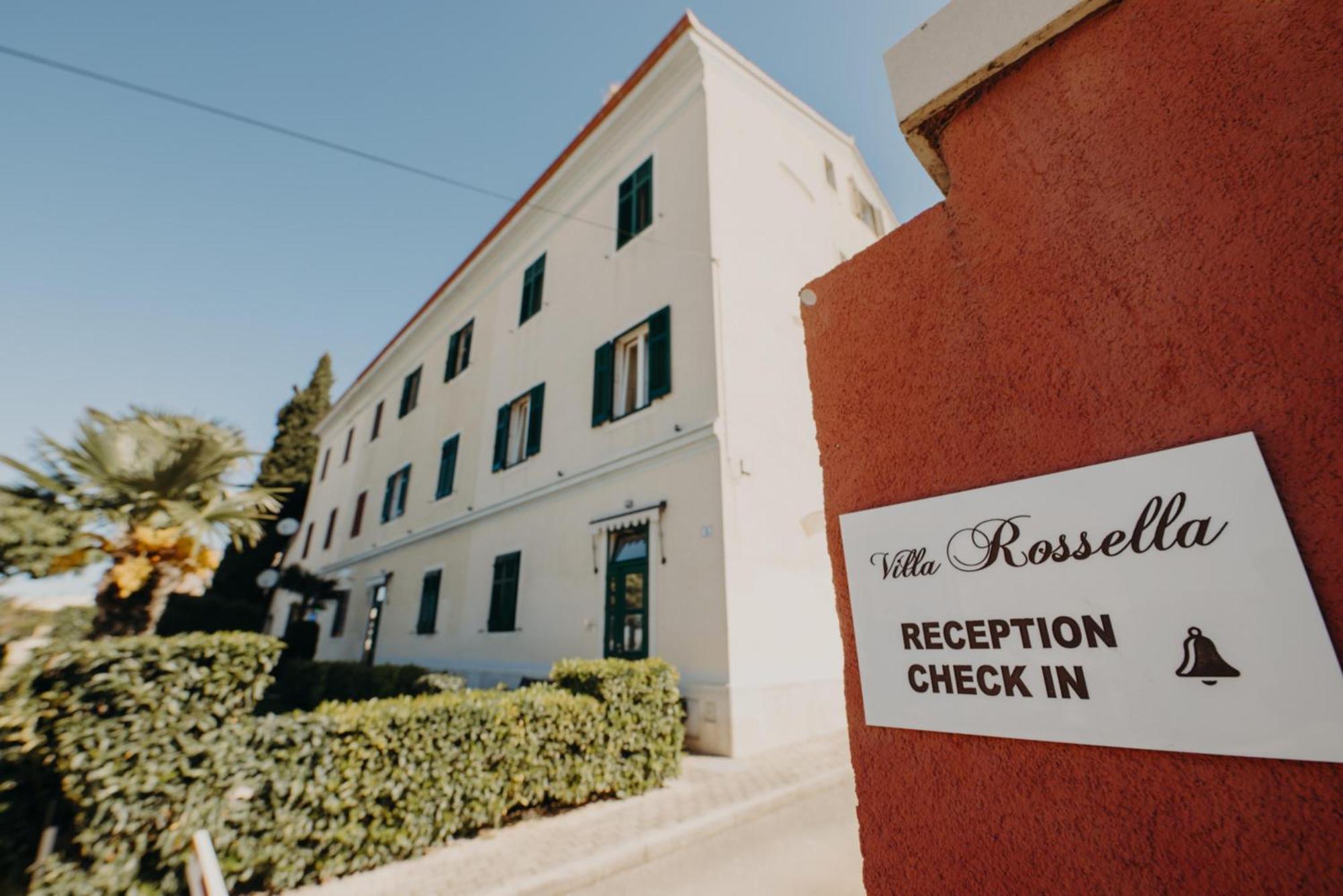 Rooms And Studios Villa Rossella 2 Rovinj Exterior foto